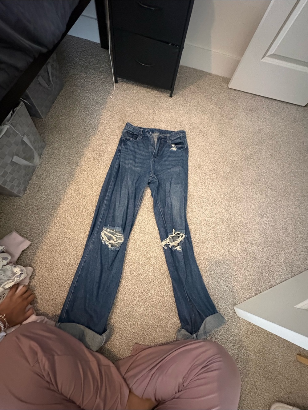 SHEIN Dark Blue Distressed Straight-Leg Jeans